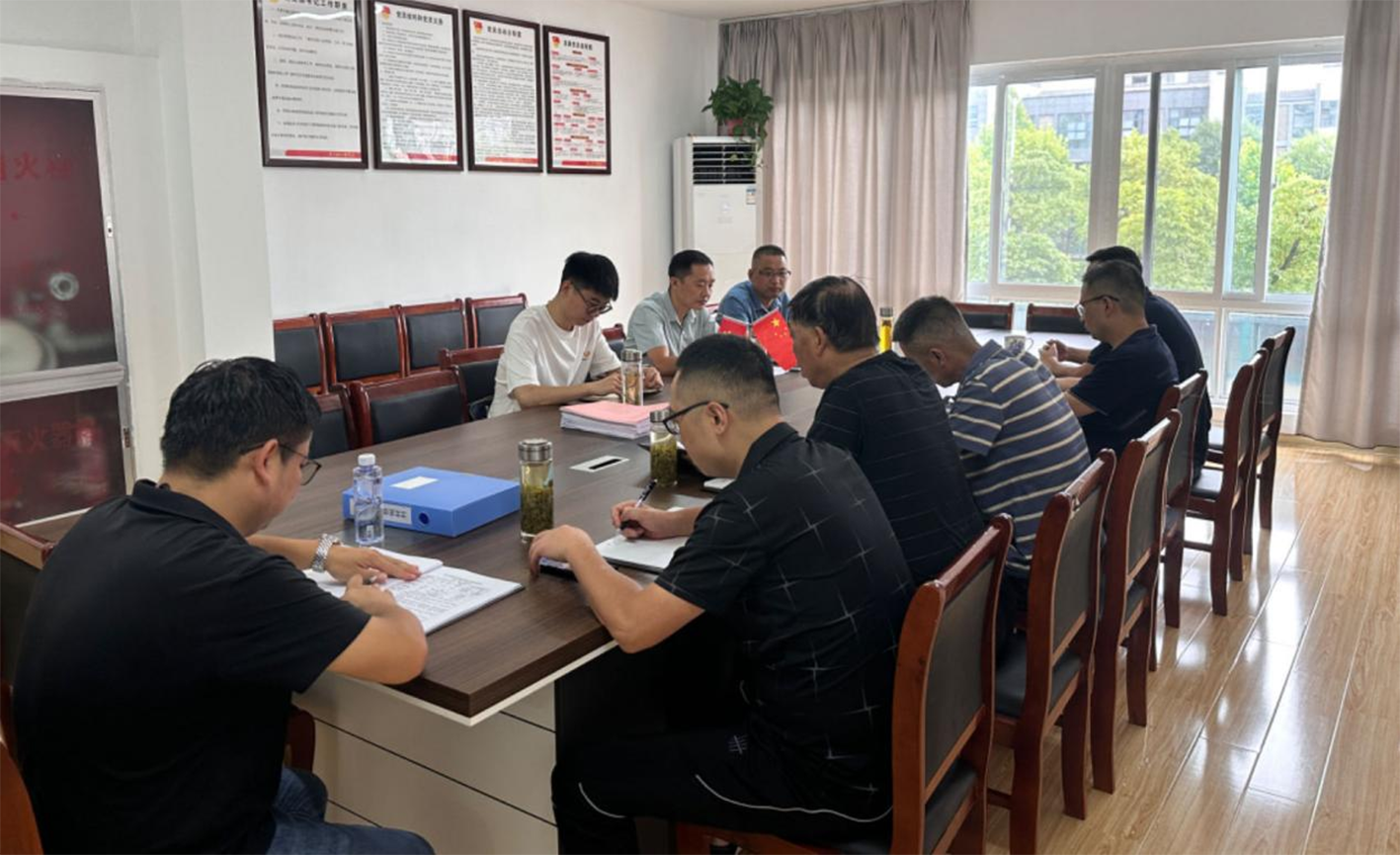 县委组织部检查后进基层党组织整顿提升工作